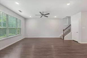 1274 Alamo Dr, Lewisville, TX 75077 - Photo 4