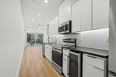 2217 N Fitzhugh Avenue #101, Dallas, TX 75204 - Photo 18