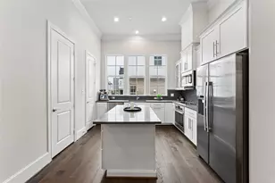 4612 New Water Ln, Dallas, TX 75219 - Photo 8