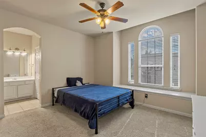 2302 Grizzly Run Lane, Euless, TX 76039 - Photo 24