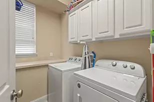 2302 Grizzly Run Ln, Euless, TX 76039 - Photo 16