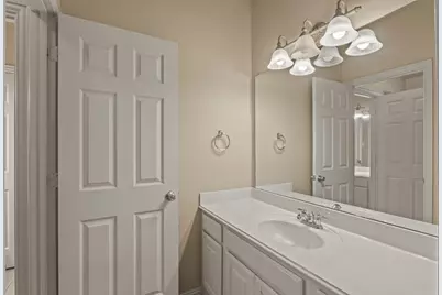 2302 Grizzly Run Lane, Euless, TX 76039 - Photo 22