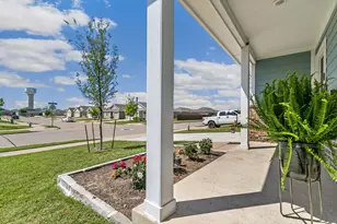 720 Autumnwood Way, Princeton, TX 75407 - Photo 4