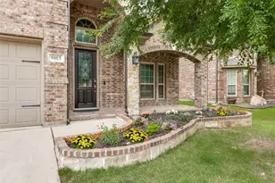 9813 Amaranth Dr, Fort Worth, TX 76177 - Photo 2