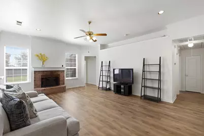 6318 Ahnee Drive, Rowlett, TX 75089 - Photo 2