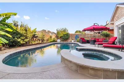 2228 Condor Street, Grand Prairie, TX 75052 - Photo 38