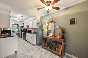 1711 Clearbrook Ln, Corsicana, TX 75110 - Photo 18