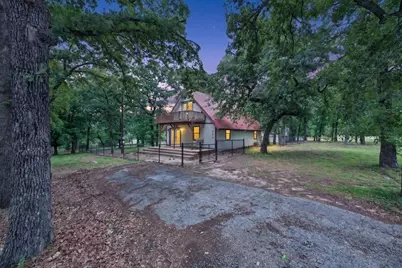 203 Fairway Drive, Nocona, TX 76255 - Photo 2