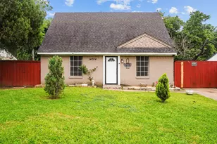 14004 Cimarron Dr, Balch Springs, TX 75180 - Photo 2