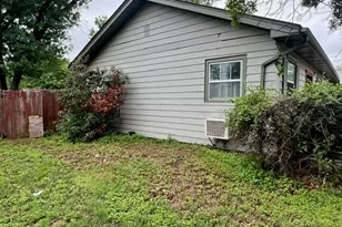 1305 W Elliott St, Breckenridge, TX 76424 - Photo 2