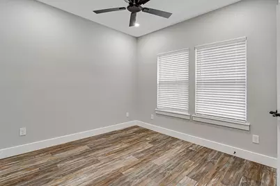 90 Live Oak Street, Alvarado, TX 76009 - Photo 12