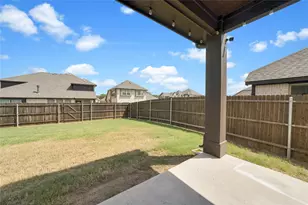 2804 Creekhollow Ct, Denton, TX 76226 - Photo 34