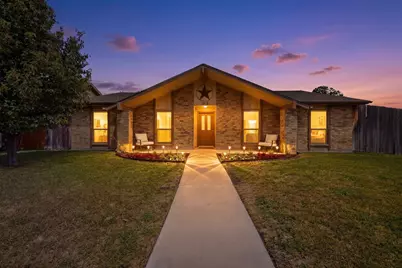 1915 Glenrose Lane, Carrollton, TX 75007 - Photo 36