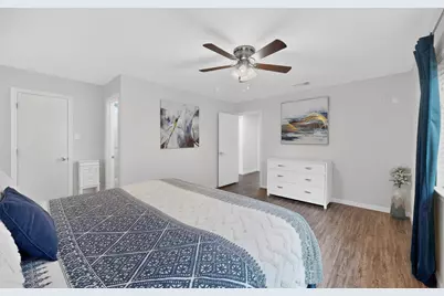 1915 Glenrose Lane, Carrollton, TX 75007 - Photo 18