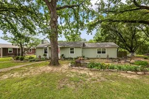 713 Midway Rd, Tool, TX 75143 - Photo 1