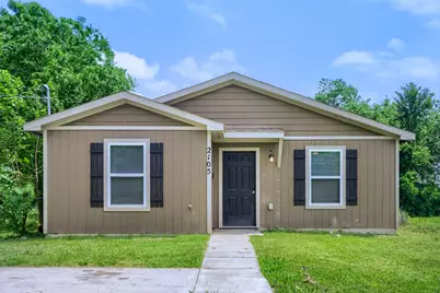 2105 Langford Street, Greenville, TX 75401 - Photo 1
