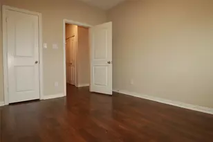 913 Shelby Ln, Lewisville, TX 75056 - Photo 20