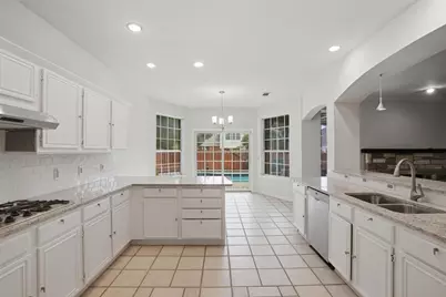 8812 Smokey Drive, Plano, TX 75025 - Photo 12