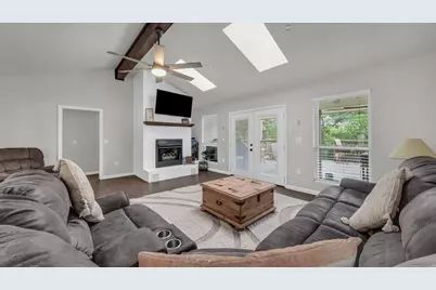 8012 Ravenswood Road, Granbury, TX 76049 - Photo 6