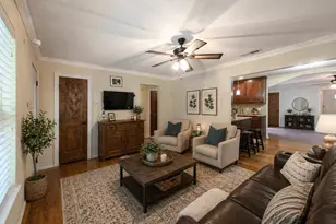 10248 San Lorenzo Dr, Dallas, TX 75228 - Photo 2
