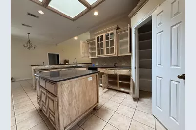 4805 Woodhollow Drive, Midland, TX 79707 - Photo 8