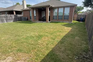 7329 Big Sky Dr, Dallas, TX 75249 - Photo 2