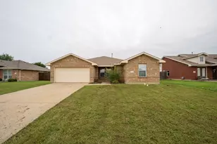233 Willow Creek Ln, Terrell, TX 75160 - Photo 2