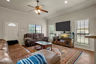 112 Garden Dr, Waco, TX 76706 - Photo 2