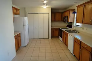 1801 Meadowcrest Dr, Garland, TX 75042 - Photo 2