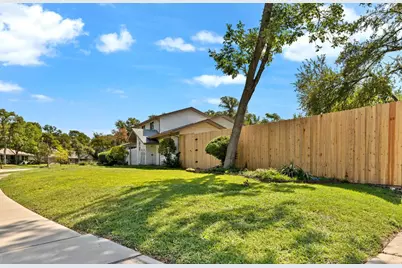 312 W Rio Grande Street, Garland, TX 75041 - Photo 2