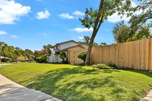 312 W Rio Grande St, Garland, TX 75041 - Photo 2