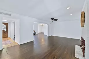 312 W Rio Grande St, Garland, TX 75041 - Photo 10