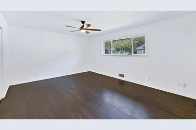 312 W Rio Grande Street, Garland, TX 75041 - Photo 26