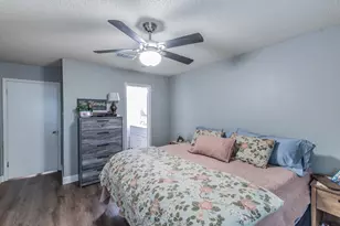 1901 Cloisters Dr, Arlington, TX 76011 - Photo 12