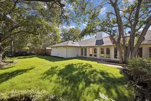 4331 Laren Ln, Dallas, TX 75244 - Photo 36