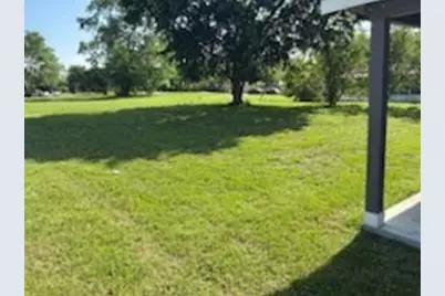 107 E Miller, Whitewright, TX 75491 - Photo 2