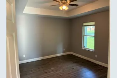 107 E Miller, Whitewright, TX 75491 - Photo 8