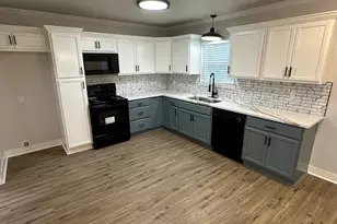 1606 Cherry Ave, Corsicana, TX 75110 - Photo 8