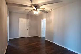 3913 Lee St, Greenville, TX 75401 - Photo 4