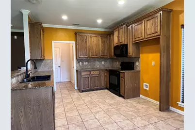 10625 Braewood Drive, Fort Worth, TX 76131 - Photo 8