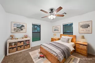 303 N Milam St, Rogers, TX 76569 - Photo 14