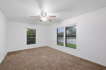 303 N Milam Street, Rogers, TX 76569 - Photo 10