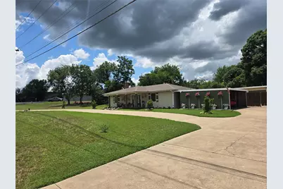 1316 E Apache Trail, Granbury, TX 76048 - Photo 2