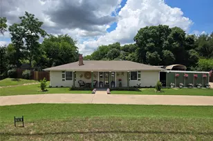 1316 E Apache Trail, Granbury, TX 76048 - Photo 1