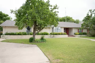 1106 E Franklin Street, Hillsboro, TX 76645 - Photo 2