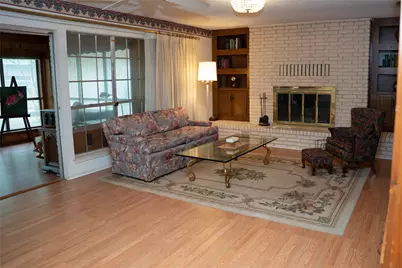 1106 E Franklin Street, Hillsboro, TX 76645 - Photo 12