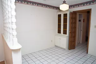 1106 E Franklin St, Hillsboro, TX 76645 - Photo 16