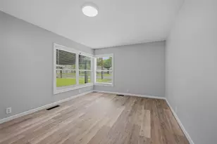 204 N Holly Ave, Sherman, TX 75092 - Photo 22
