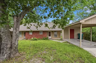 106 Shaw St, Tom Bean, TX 75489 - Photo 1