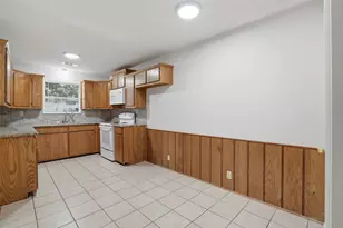 106 Shaw St, Tom Bean, TX 75489 - Photo 6